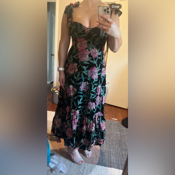 Lulus never worn maxi dress - size 6 - Picture 2 of 2